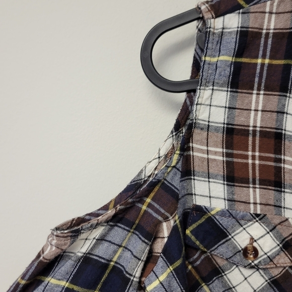 Glamorous Plaid Cold Shoulder Button Down top L - Picture 3 of 7